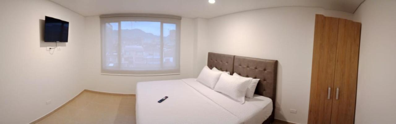 Aparta Suite Plaza Premium ボゴタ エクステリア 写真